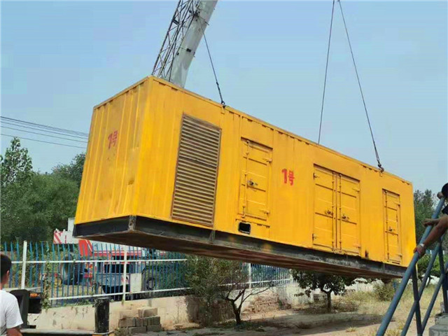 博尔塔拉300KW柴油发电机组油耗是多少？