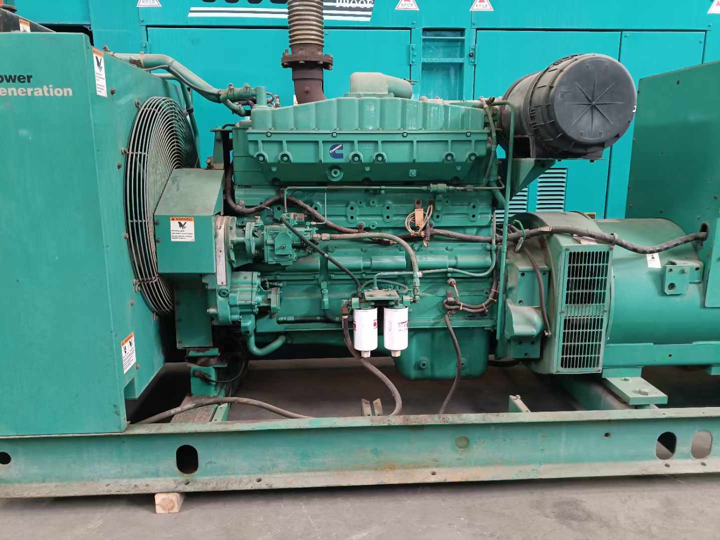 博尔塔拉过载会对 600kW 柴油发电机组造成哪些损害？